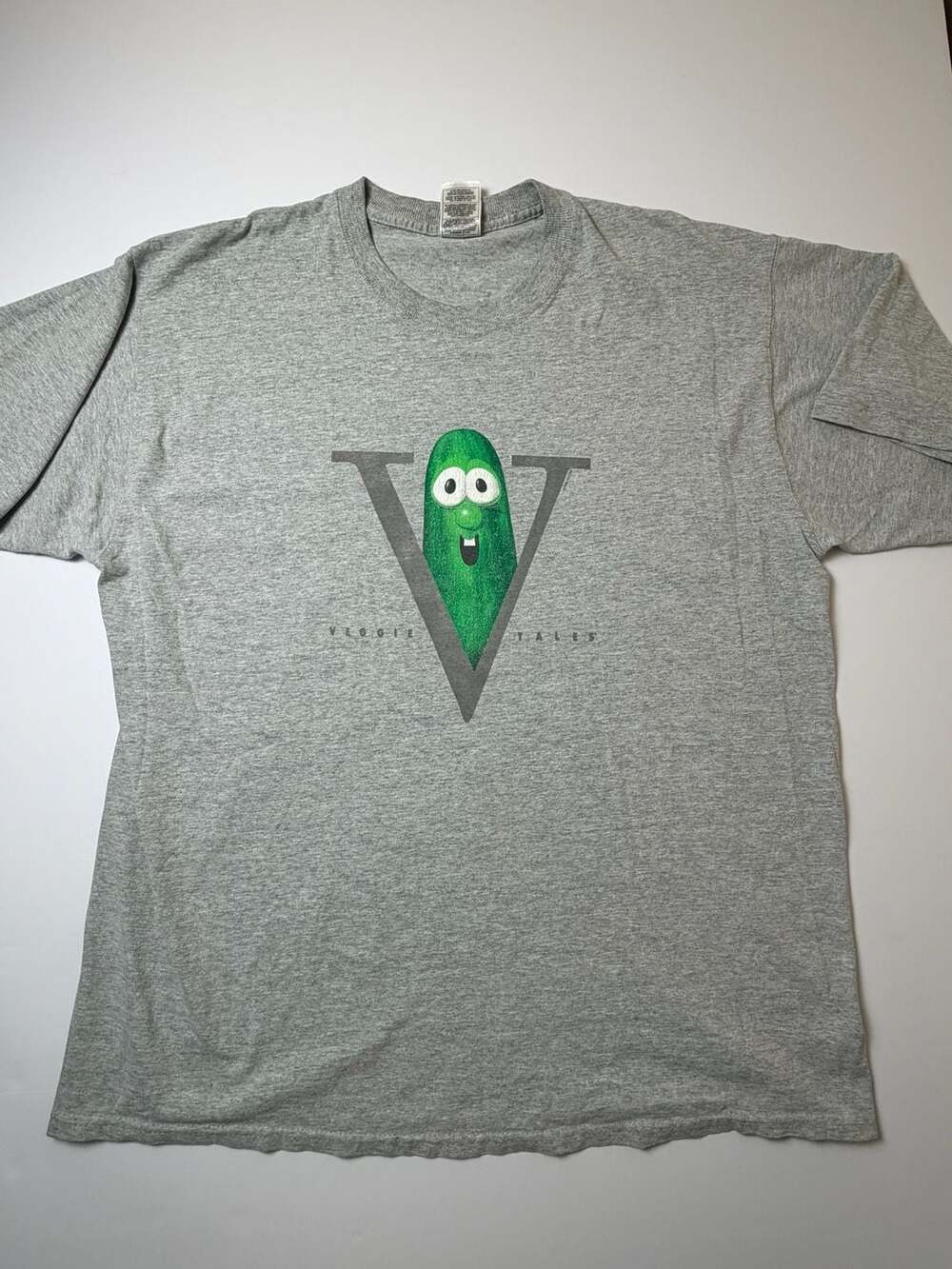 Vintage 90s VeggieTales Larry the Cucumber Graphic T-Shirt Gray Adult XL